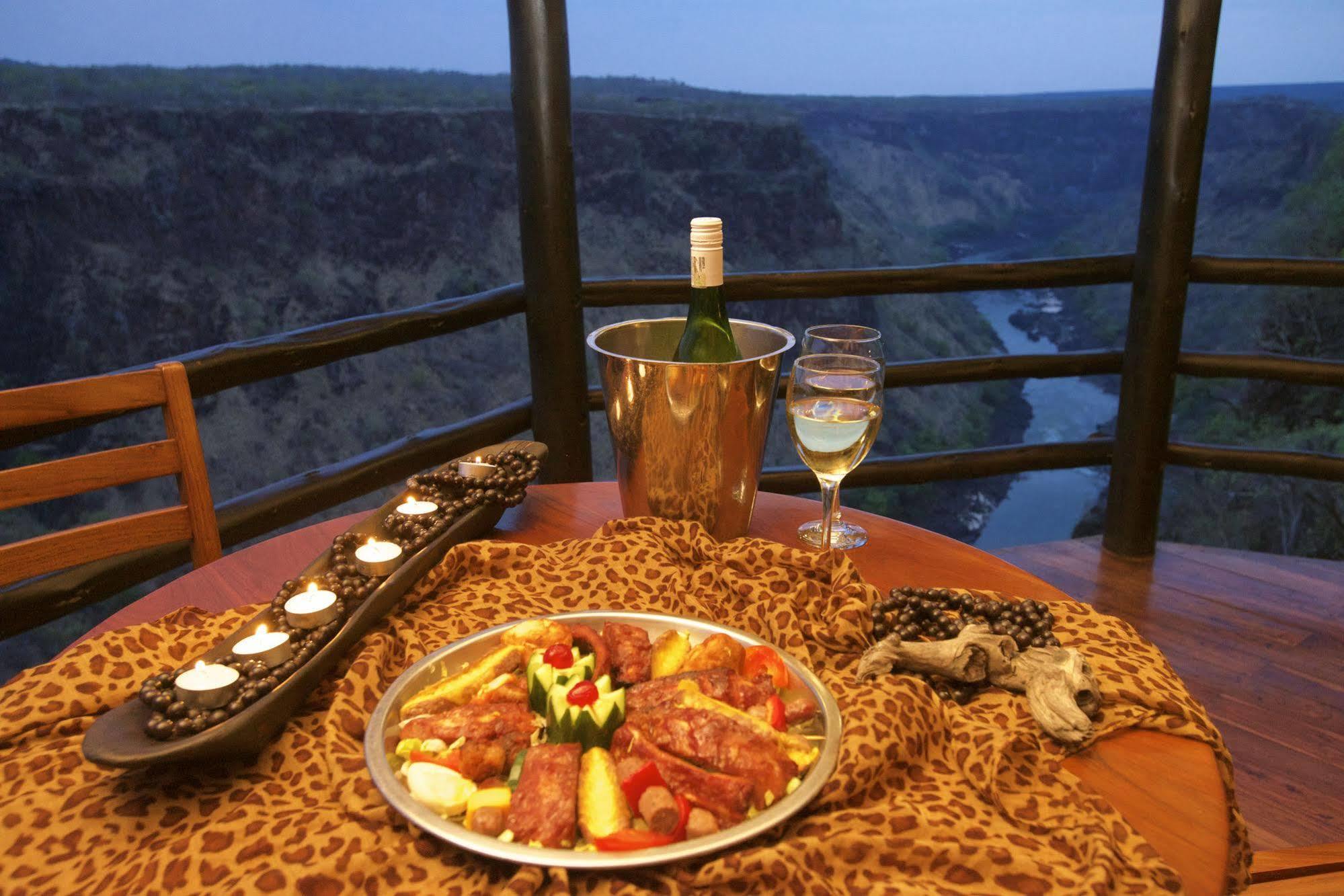 Gorges Lodge Водопад Виктория Экстерьер фото