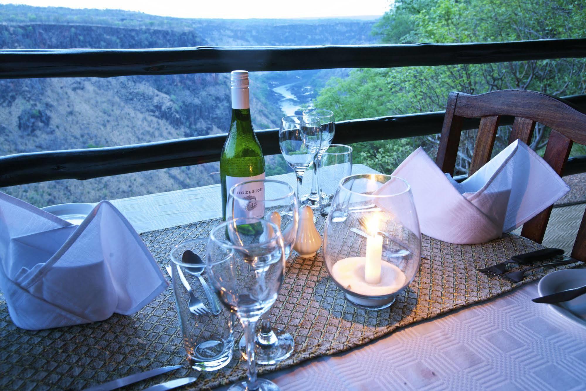 Gorges Lodge Водопад Виктория Экстерьер фото