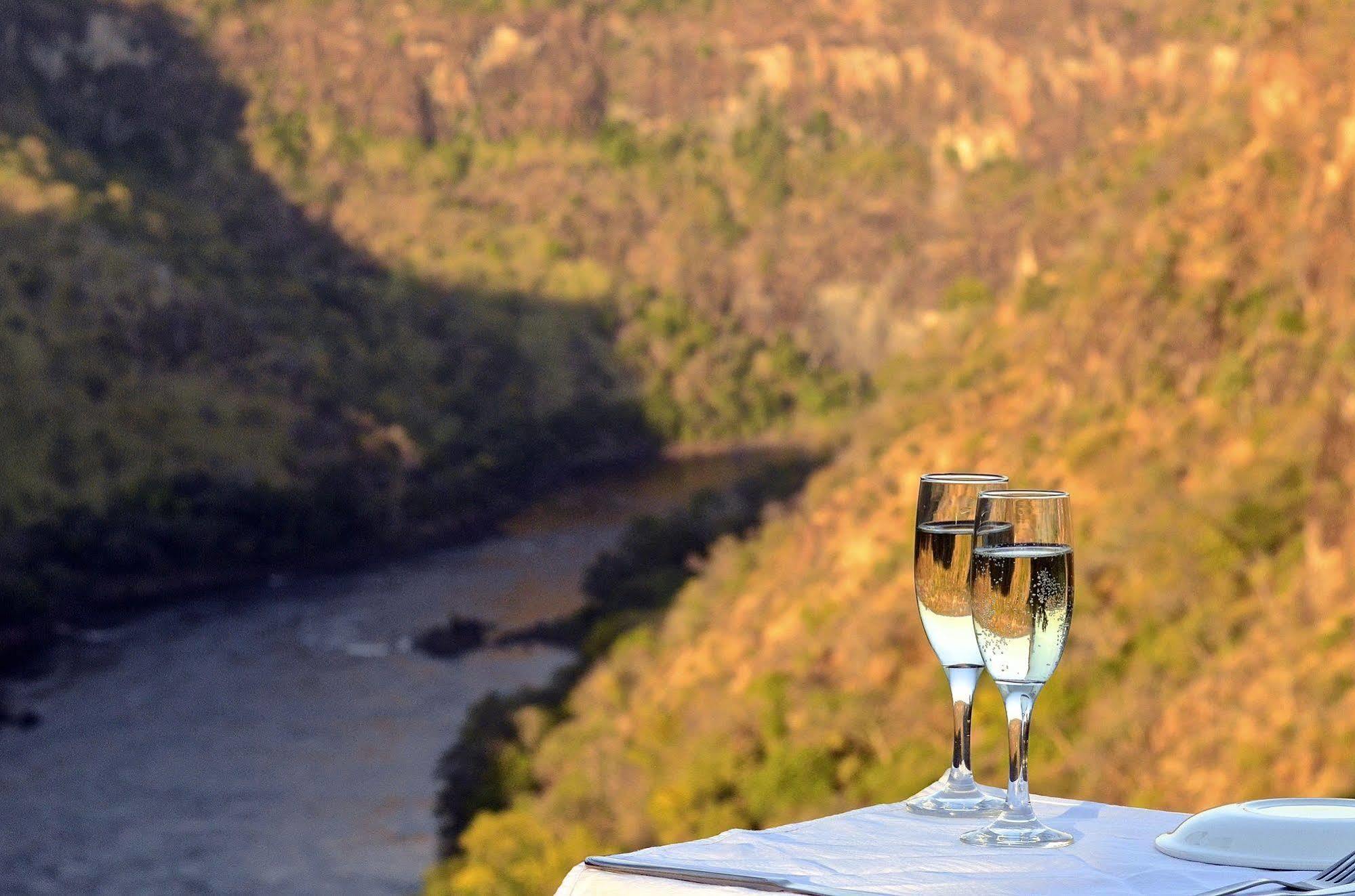 Gorges Lodge Водопад Виктория Экстерьер фото